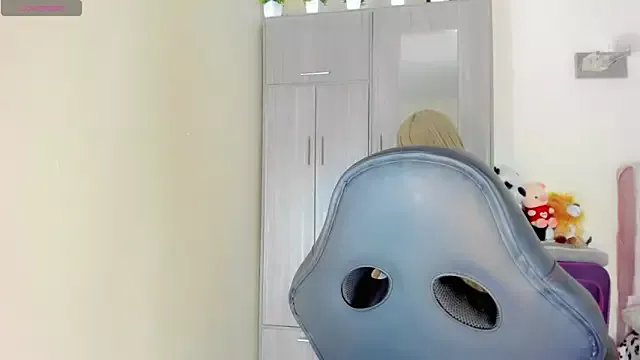 Victoria_Kastelo on StripChat