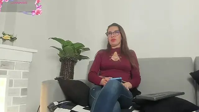 VidiaStons on StripChat