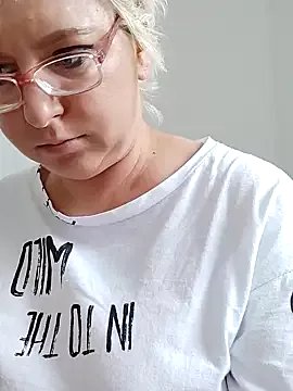 VikaKing on StripChat