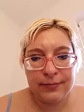 VikaKing on StripChat