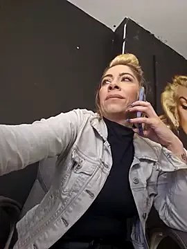 viktoria_davis_ on StripChat