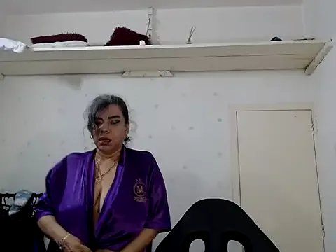 vikyadams on StripChat