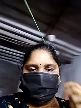 Villageanuty on StripChat