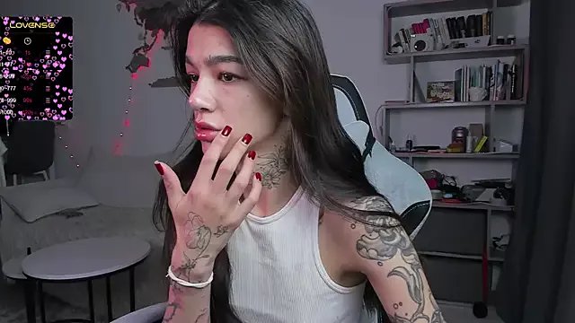 vinkitinkii on StripChat