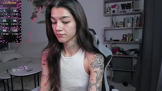 vinkitinkii on StripChat