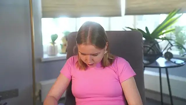 VinnieSerrano on StripChat