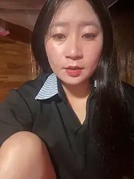 violet-00 on StripChat