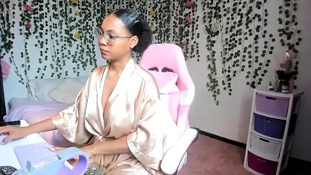 violeta_milleer on StripChat