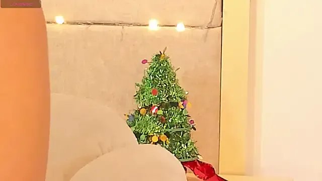 VioletHilton on StripChat