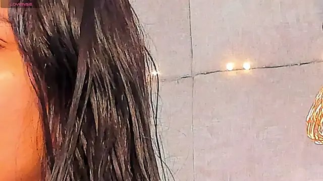 VioletHilton on StripChat