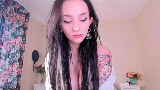 Viv_Player on StripChat