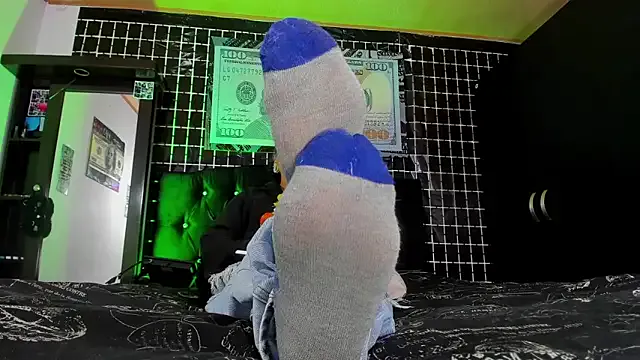 Offline vivi-honey on StripChat