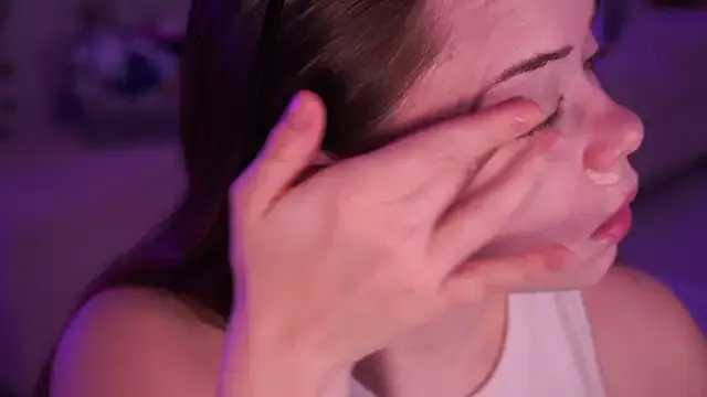 Offline VixenMia on StripChat