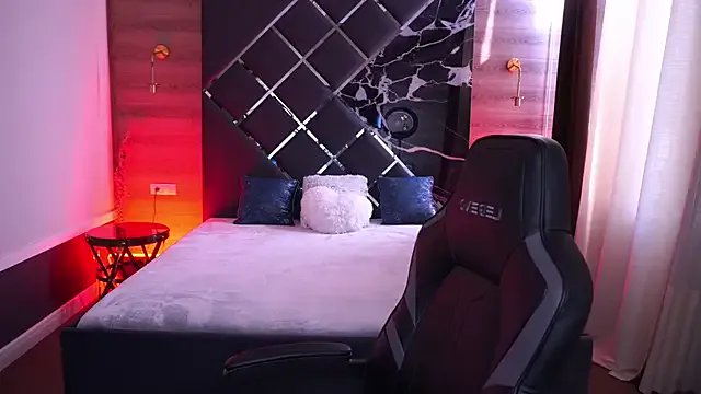 VixenMuse on StripChat