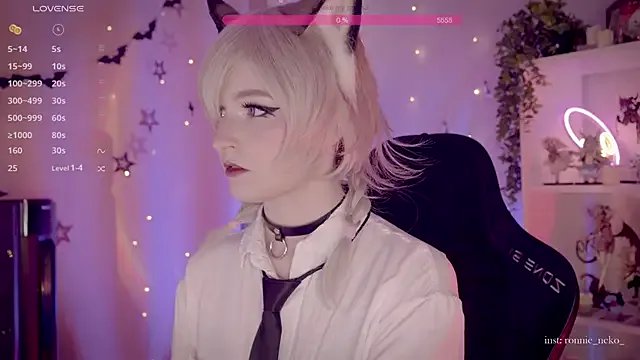 vronnier on StripChat