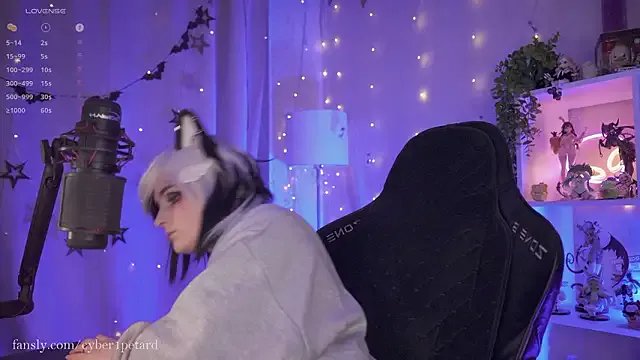 vronnier on StripChat