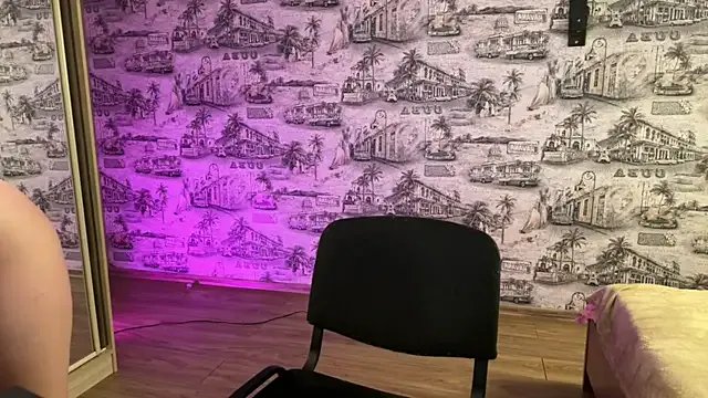 weshycouple on StripChat