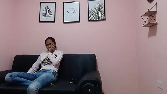 willow_smitt on StripChat