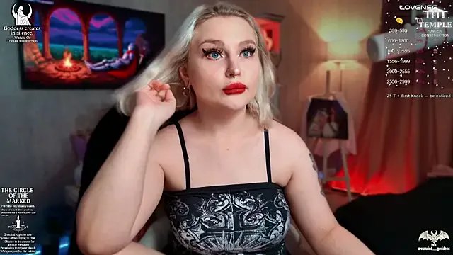 Wounded_Goddess_ on StripChat