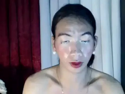 xyourdreamtrans on StripChat