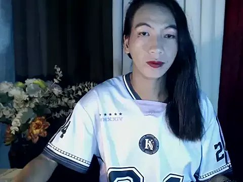 xyourdreamtrans on StripChat