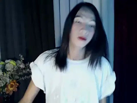 xyourdreamtrans on StripChat