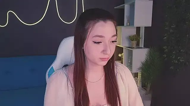 YasmineWest on StripChat