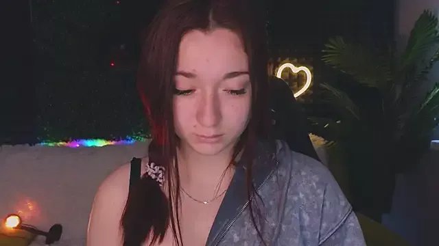 YasmineWest on StripChat