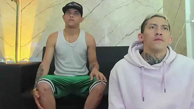 Offline yeckodream on StripChat