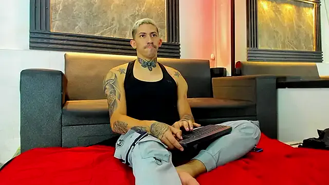 Offline yeckodream on StripChat