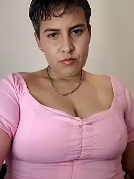 Yessi_rousse on StripChat