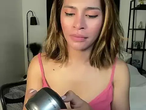 your_bianca69 on StripChat