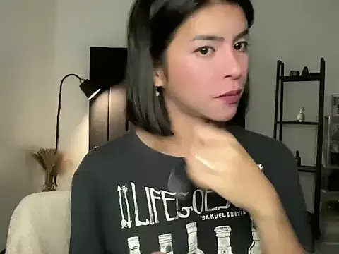 your_bianca69 on StripChat