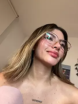 Offline Your_Honeey on StripChat