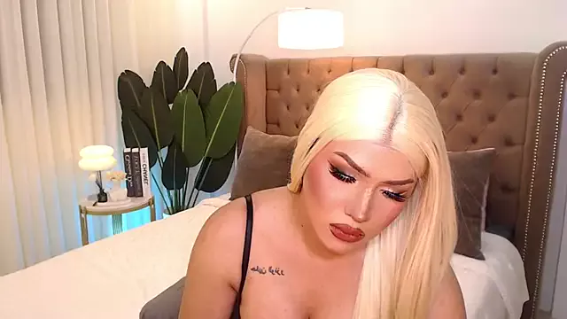 Offline Your_Majesty_Tyra on StripChat