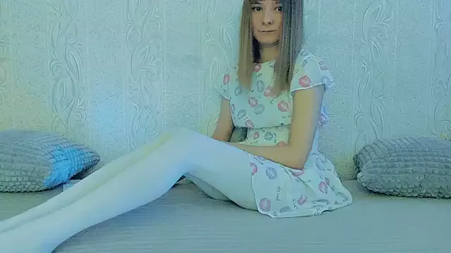 Offline YourCaramel on StripChat