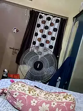 Offline yoursweety09 on StripChat