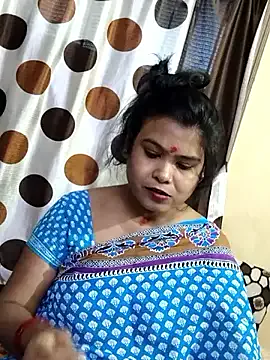 Offline yoursweety09 on StripChat