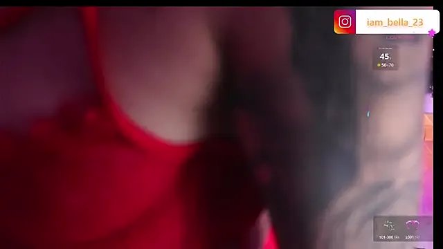 yourtoybella on StripChat