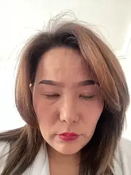 Youyou_12 on StripChat