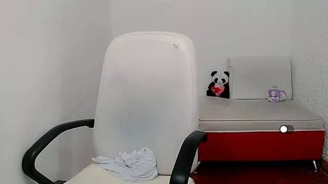 yulieth_bbw on StripChat