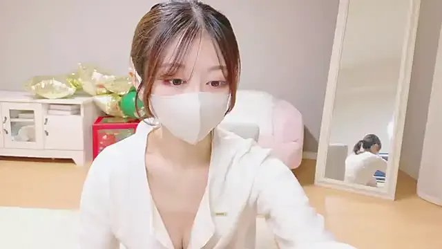 Yuna-ch on StripChat