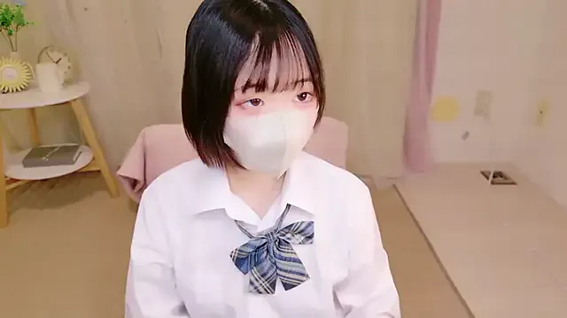 Offline YUNOcha_oO on StripChat