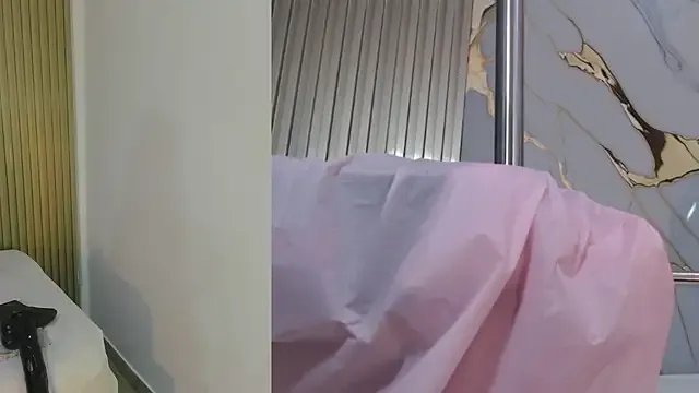 YUSELFI_ROSS_ on StripChat