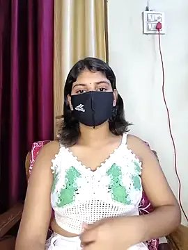 Zaayaa_2 on StripChat