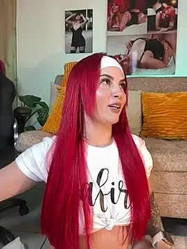 Offline zafiro_mo0n on StripChat