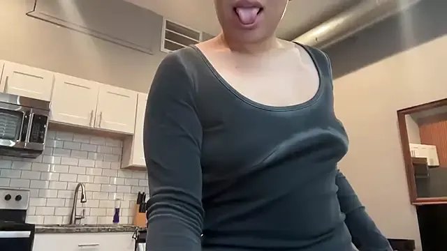 zahrabliss — the fuck machine returns....