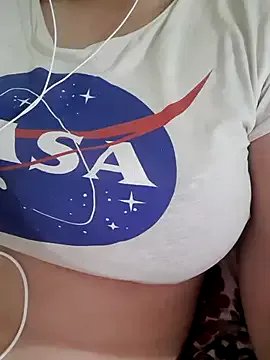 Zanoba-16 on StripChat