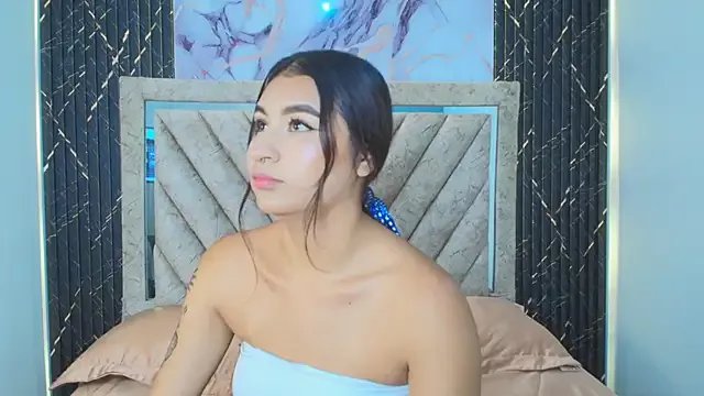 Zayda_1 on StripChat