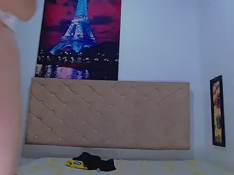 zoecyrus1 on StripChat